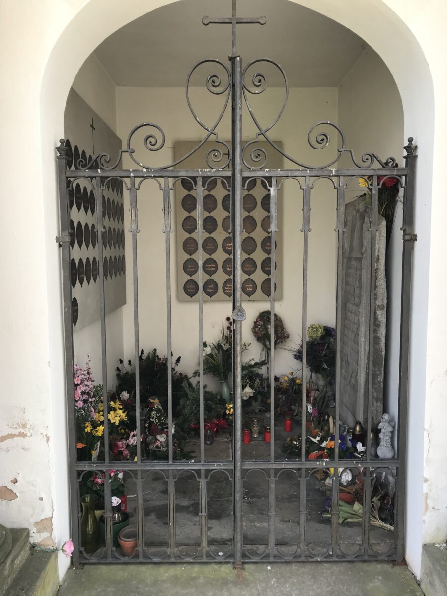Friedhof St. Georgen Urnensammelgruft